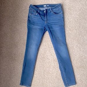Old Navy Rockstar Super Skinny Low Rise Jeans Size:4 Short